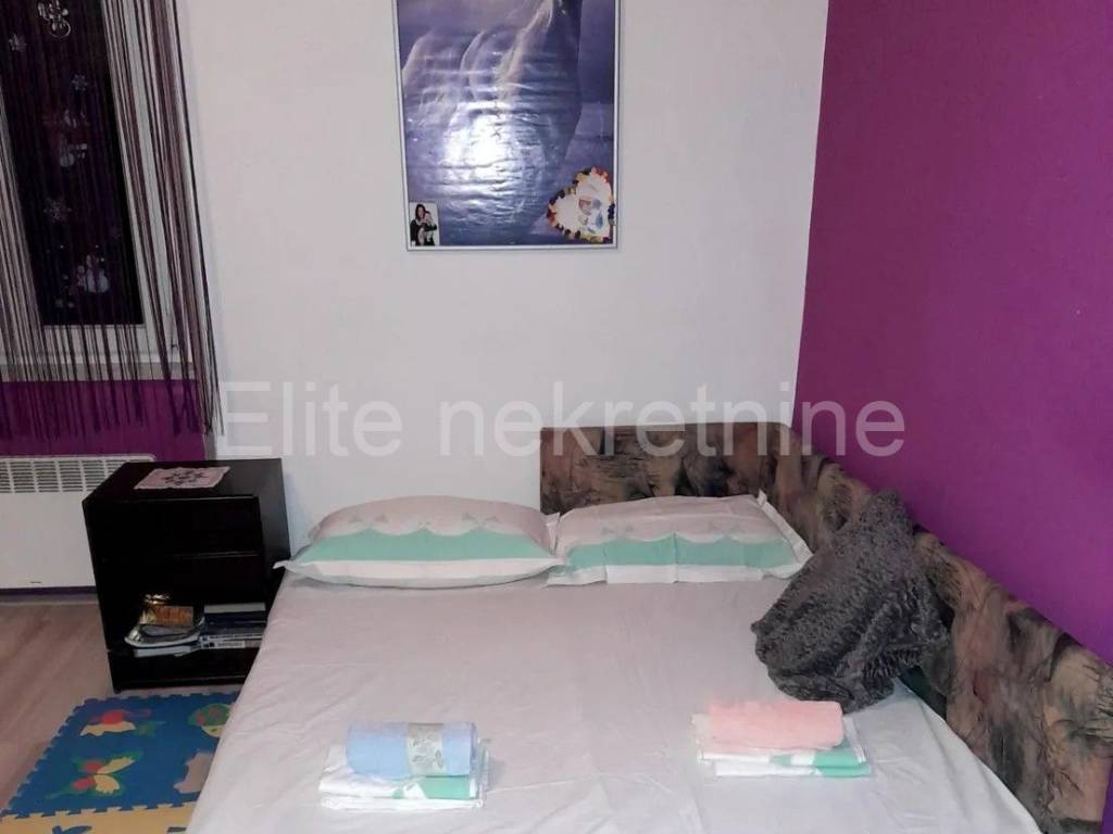 Stan u zgradi, Prodaja, Pula, Pula