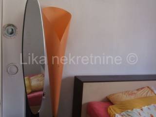 Stan u kuci , Prodaja, Otocac, Otocac