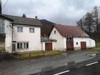 Kuća s caffe i restoranom, Prodaja, Gospić - Okolica, Brušane