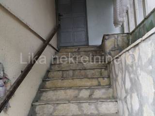 Kuća s caffe i restoranom, Prodaja, Gospić - Okolica, Brušane