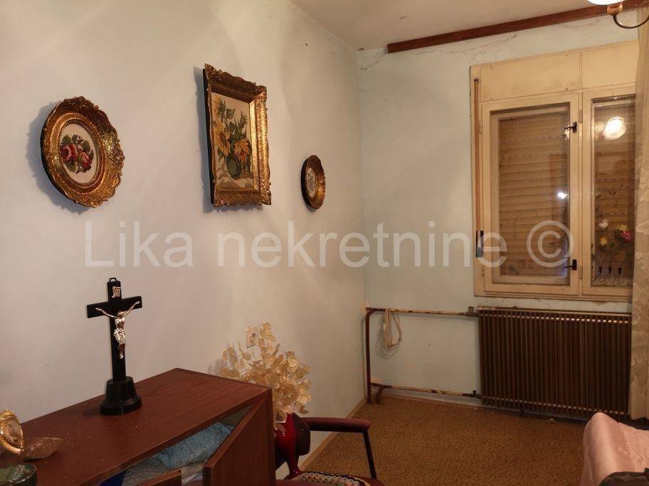 Kuća s caffe i restoranom, Prodaja, Gospić - Okolica, Brušane