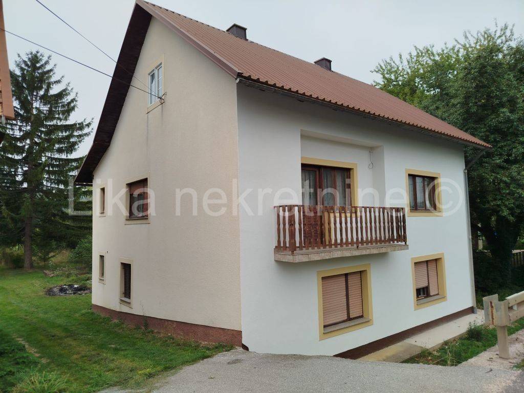 Obiteljska kuća, Prodaja, Otočac, Ličko Lešće