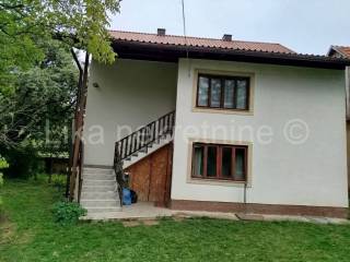 Obiteljska kuća, Prodaja, Otočac, Ličko Lešće