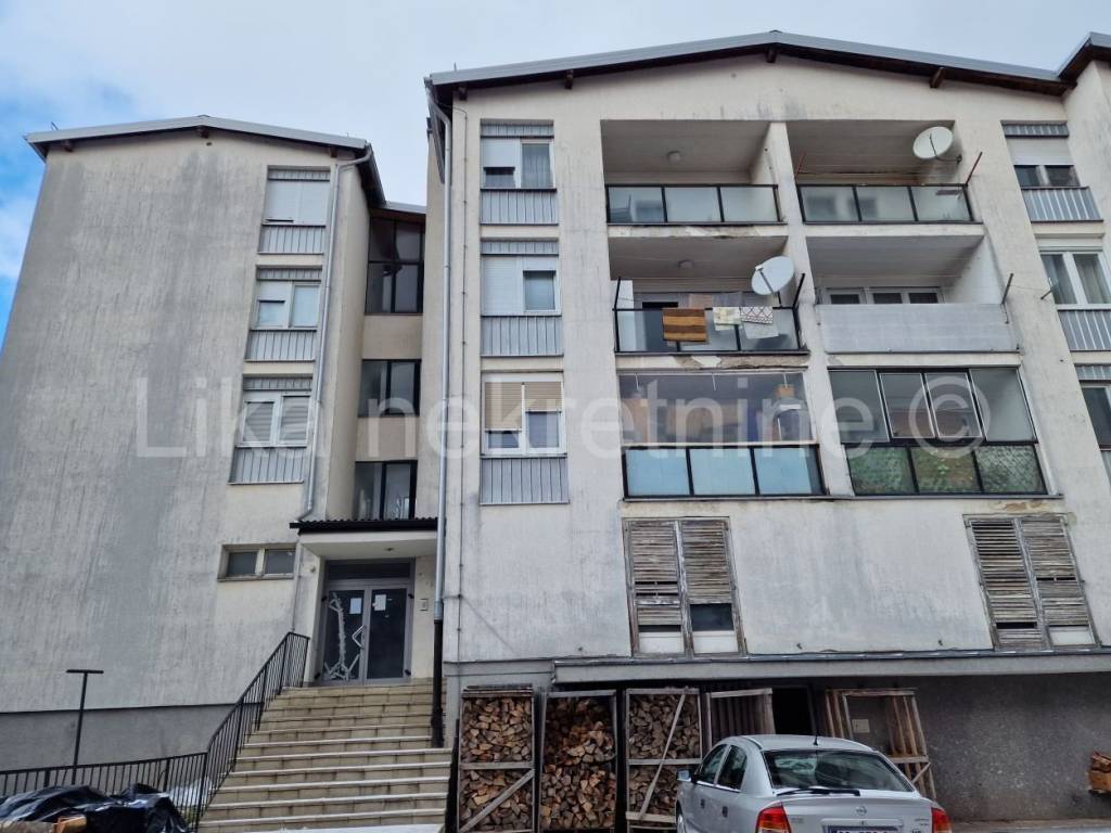 Stan u zgradi, Prodaja, Plitvička jezera, Korenica