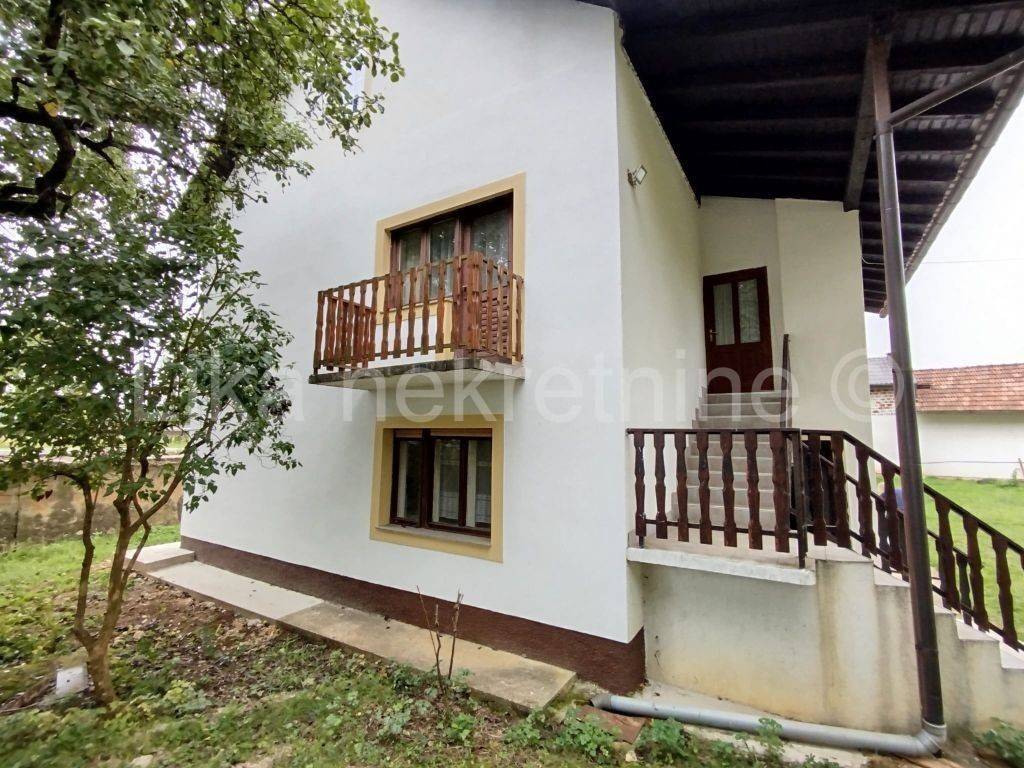 Obiteljska kuća, Prodaja, Otočac, Ličko Lešće