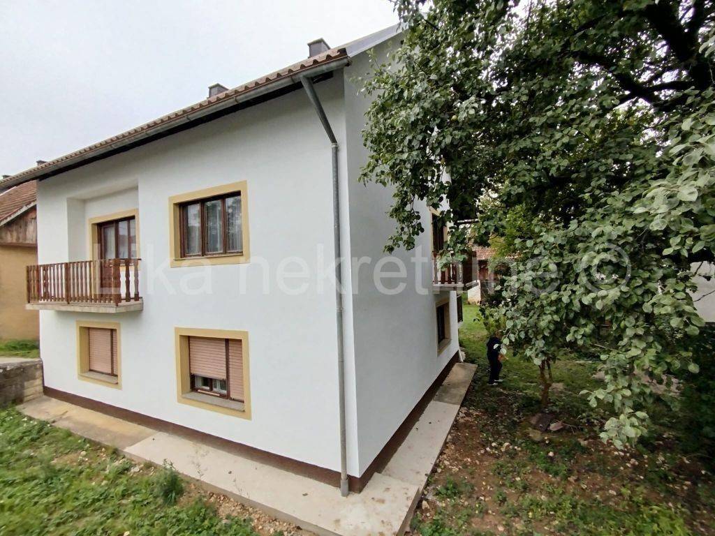 Obiteljska kuća, Prodaja, Otočac, Ličko Lešće