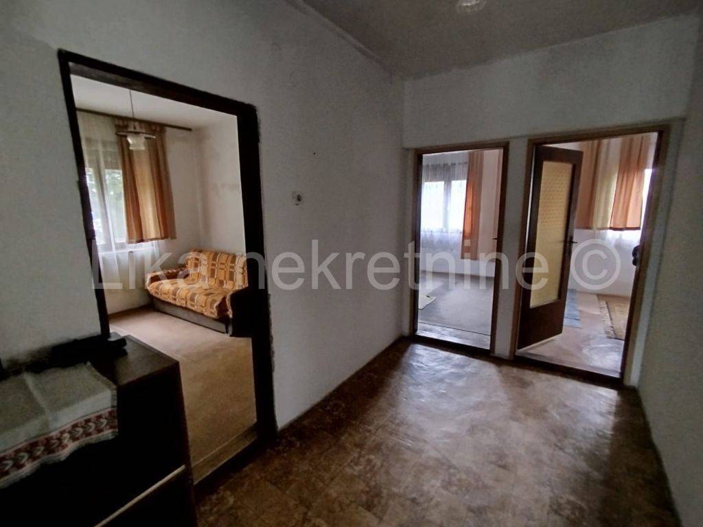 Obiteljska kuća, Prodaja, Otočac, Ličko Lešće