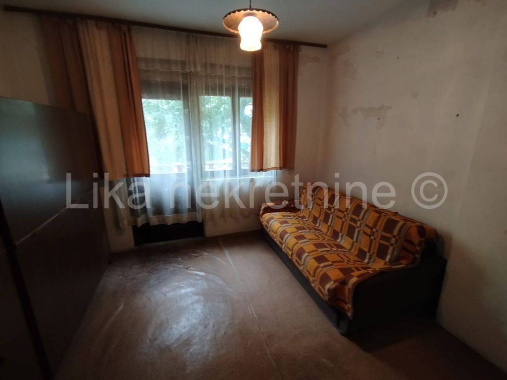 Obiteljska kuća, Prodaja, Otočac, Ličko Lešće