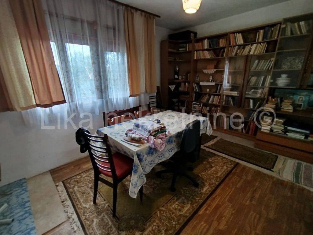 Obiteljska kuća, Prodaja, Otočac, Ličko Lešće