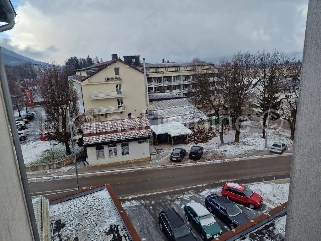 Stan u zgradi, Prodaja, Plitvička jezera, Korenica