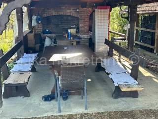 Obiteljsko imanje, Prodaja, Pisarovina, Dvoranci