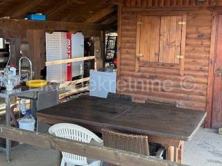 Obiteljsko imanje, Prodaja, Pisarovina, Dvoranci