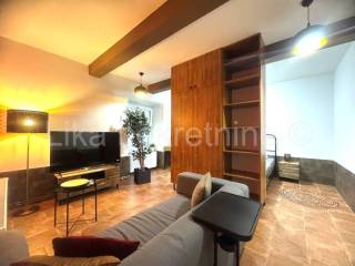 Stan u starijoj zgradi, Prodaja, Zagreb, Donji Grad