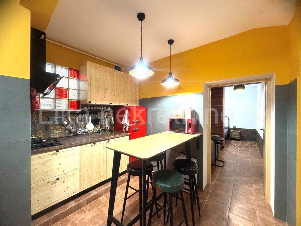 Stan u starijoj zgradi, Prodaja, Zagreb, Donji Grad