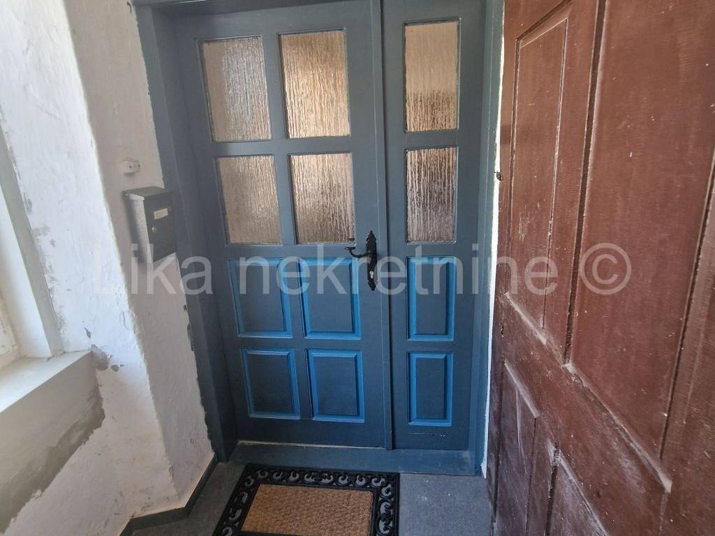 Stan u zgradi, Prodaja, Otočac, Otočac