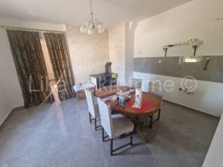 Stan u zgradi, Prodaja, Otočac, Otočac