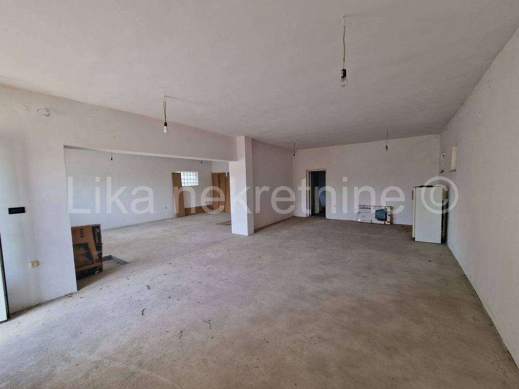 Stambeno-poslovni objekat, Prodaja, Gospić - Okolica, Kaniža Gospićka