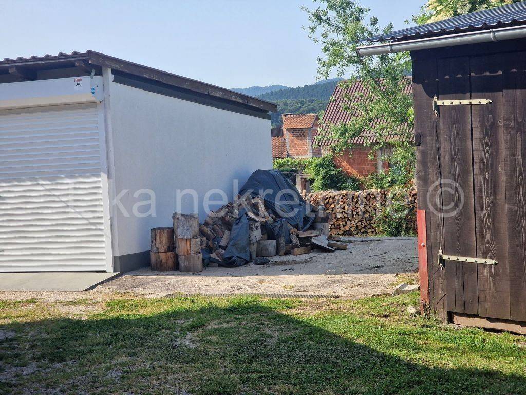 Stan u zgradi, Prodaja, Otočac, Otočac