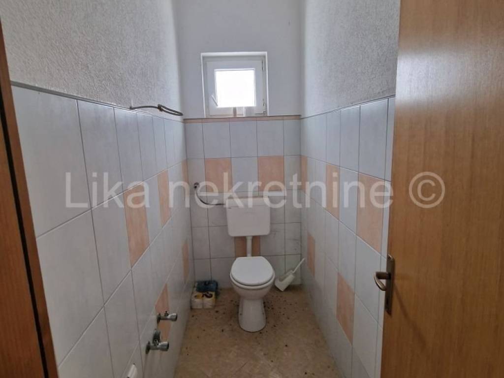 Stambeno-poslovni objekat, Prodaja, Gospic - Okolica, Kaniža Gospicka