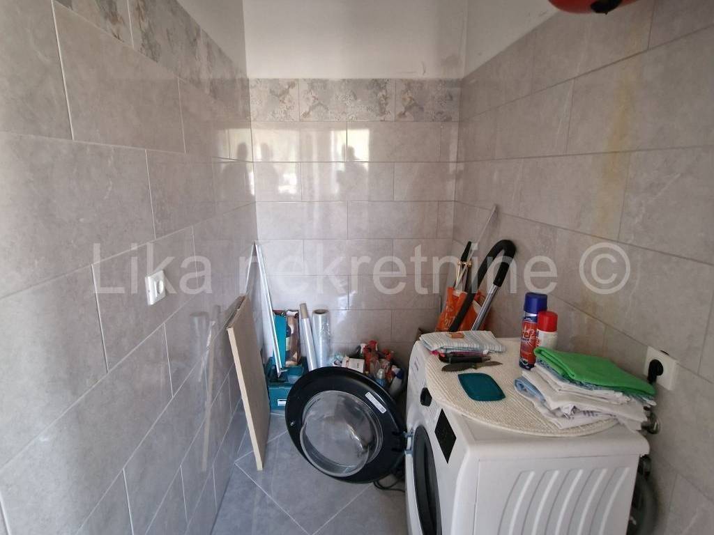 Stan u zgradi, Prodaja, Otočac, Otočac