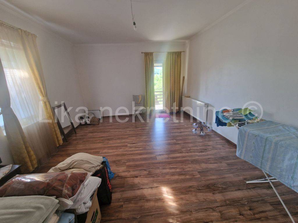 Stan u zgradi, Prodaja, Otočac, Otočac