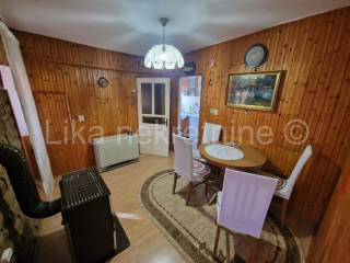 Stan u starijoj zgradi, Prodaja, Senj, Senj