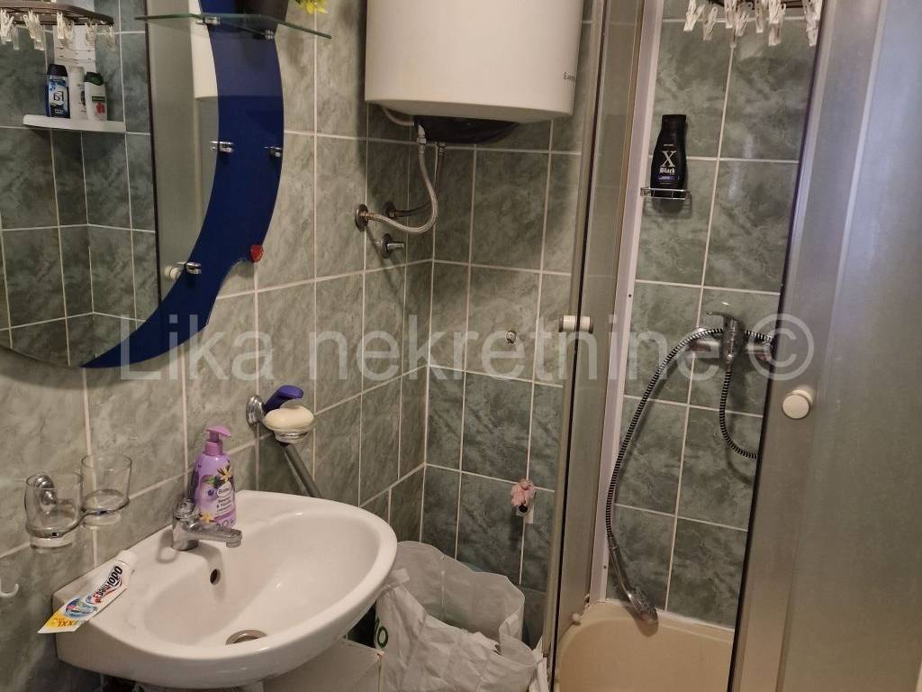 Stan u starijoj zgradi, Prodaja, Senj, Senj