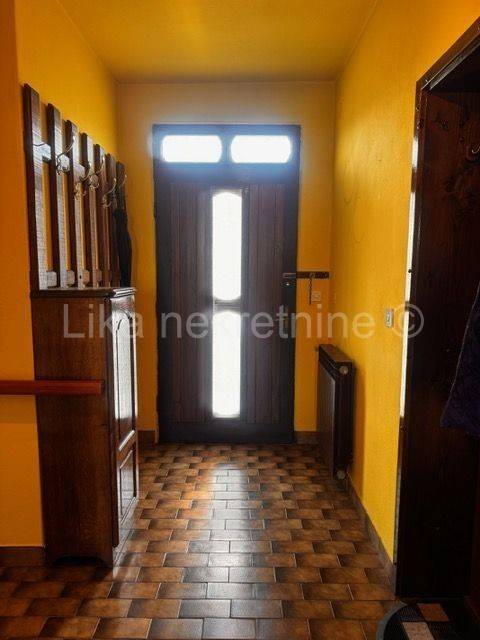 Kuća s okućnicom, Prodaja, Nova Gradiška, Nova Gradiška