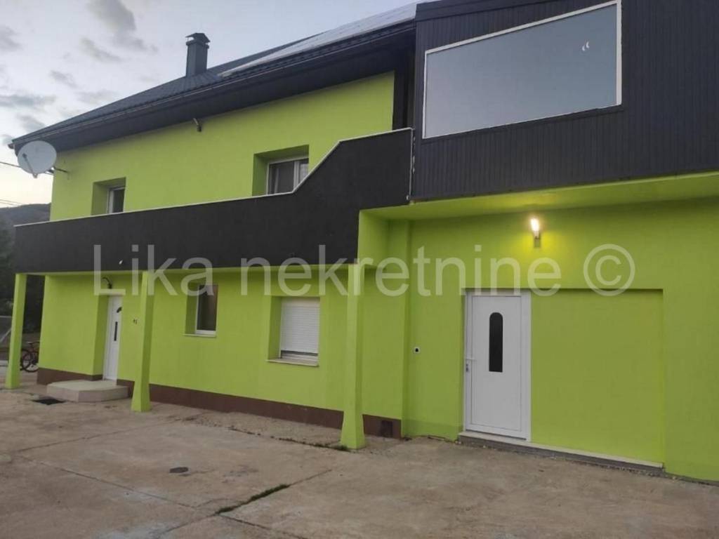 Kuća - Vila u prirodi, Prodaja, Lovinac, Štikada