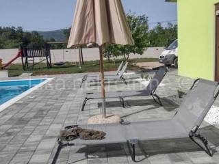Kuća - Vila u prirodi, Prodaja, Lovinac, Štikada