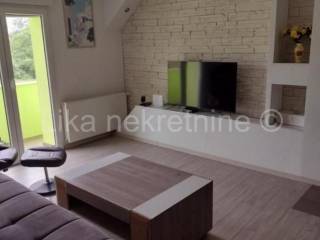 Kuća - Vila u prirodi, Prodaja, Lovinac, Štikada