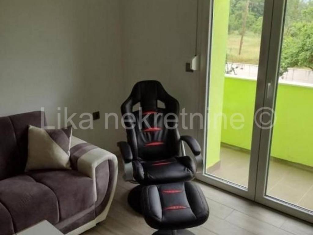 Kuća - Vila u prirodi, Prodaja, Lovinac, Štikada