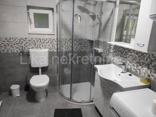 Kuća - Vila u prirodi, Prodaja, Lovinac, Štikada