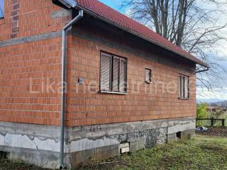 Kuća u prirodi, Prodaja, Brinje, Vodoteč