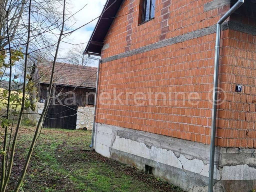 Kuća u prirodi, Prodaja, Brinje, Vodoteč