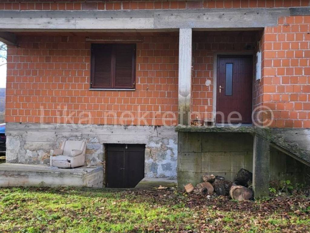 Kuća u prirodi, Prodaja, Brinje, Vodoteč