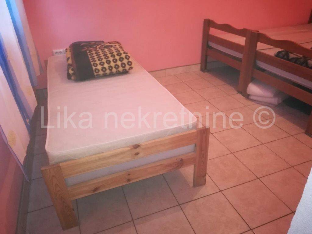 Samostojeca - starinska kuca, Prodaja, Gospic - Okolica, Bilaj