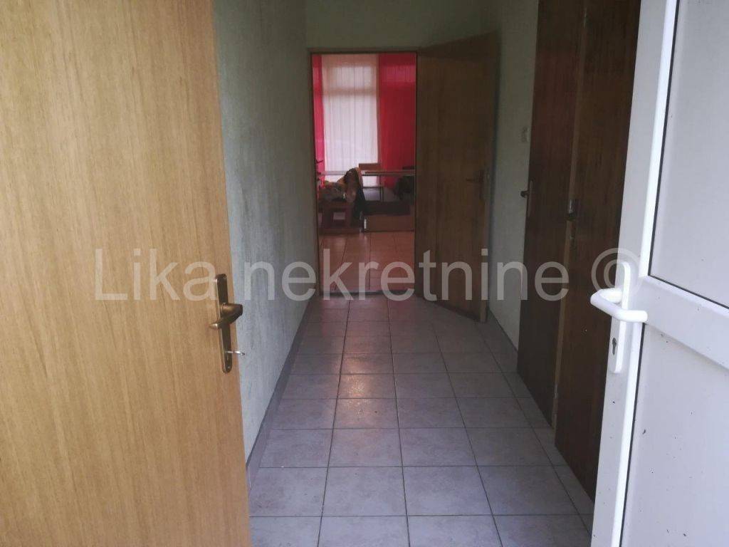 Samostojeca - starinska kuca, Prodaja, Gospic - Okolica, Bilaj