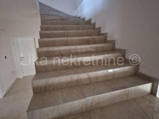 Stambeno poslovni objekt, Prodaja, Karlobag, Karlobag