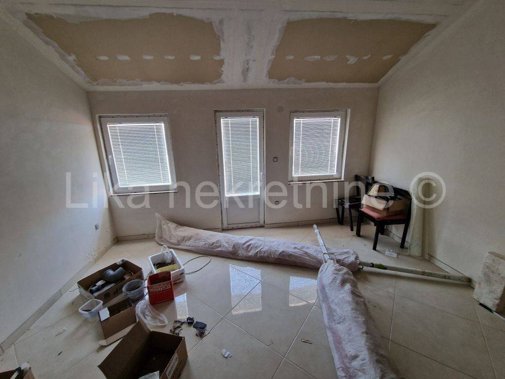 Stambeno poslovni objekt, Prodaja, Karlobag, Karlobag