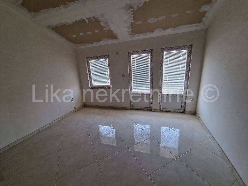 Stambeno poslovni objekt, Prodaja, Karlobag, Karlobag