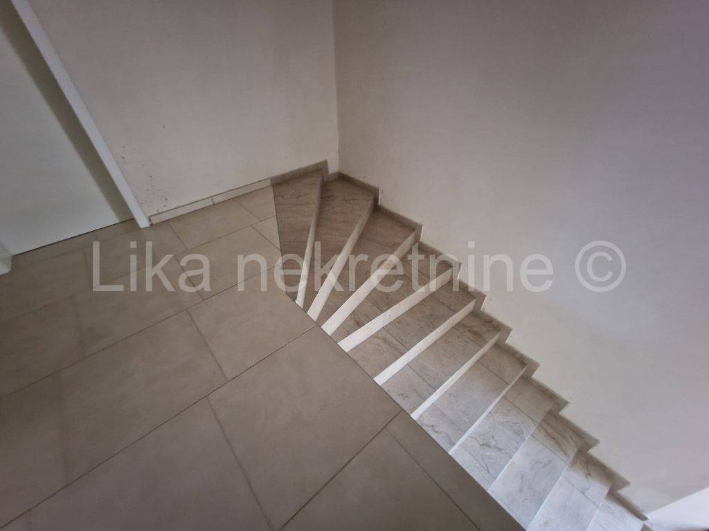 Stambeno poslovni objekt, Prodaja, Karlobag, Karlobag