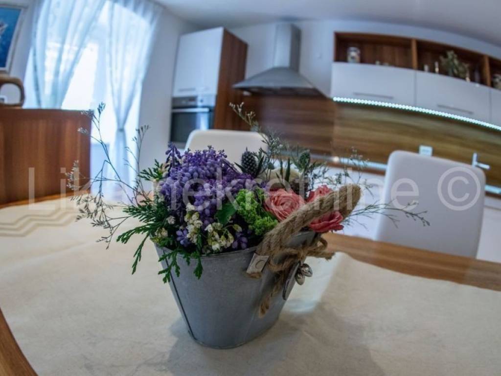 Kuca u nizu, Prodaja, Karlobag, Karlobag