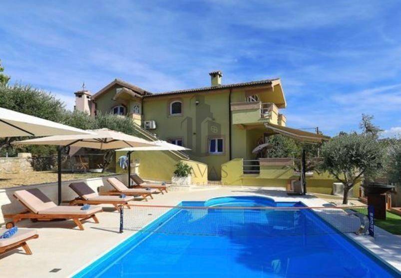 Luksuzna vila, Prodaja, Starigrad, Starigrad