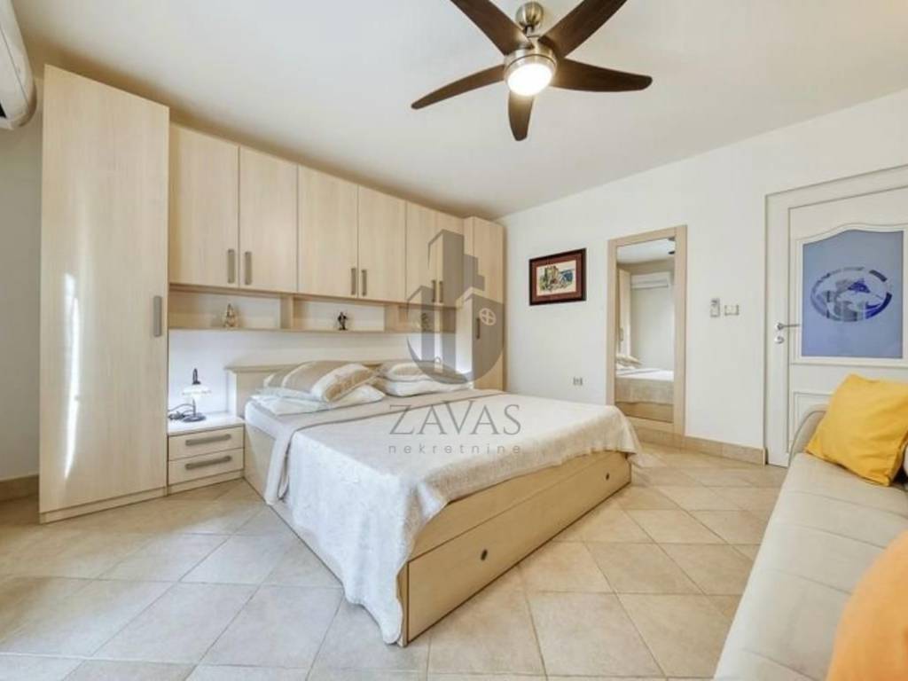 Luksuzna vila, Prodaja, Starigrad, Starigrad