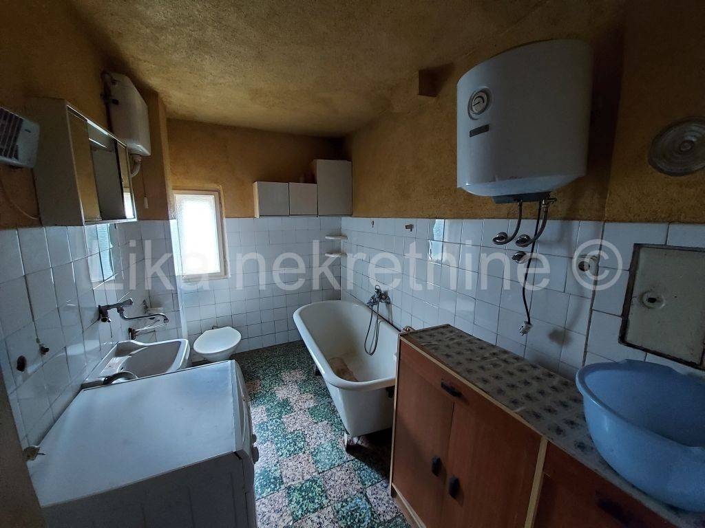 Stan u kući, Prodaja, Otočac, Otočac