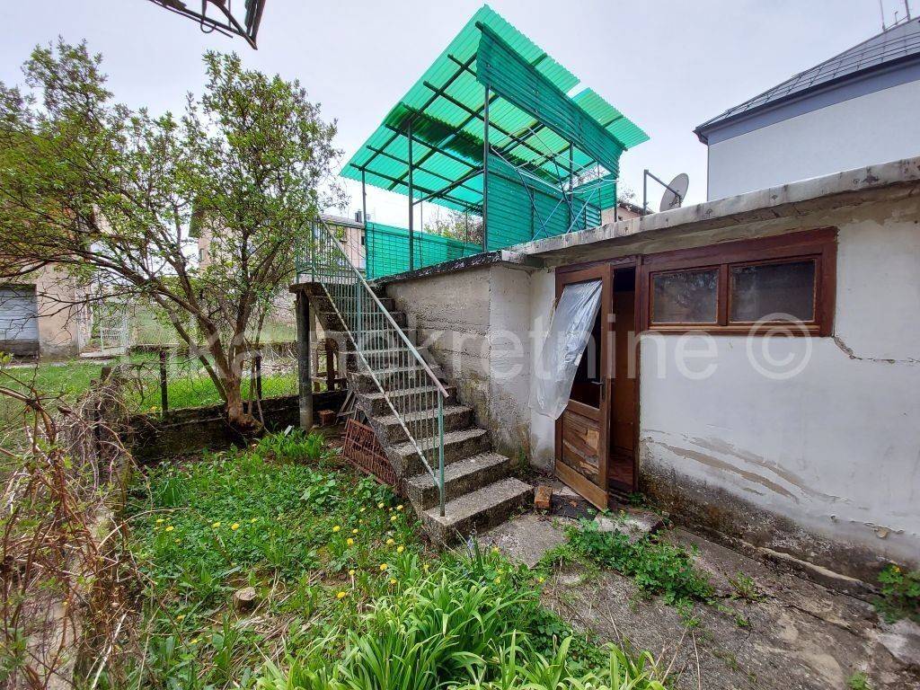 Stan u kući, Prodaja, Otočac, Otočac