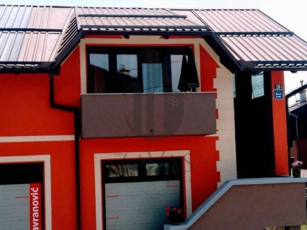 Stambeno poslovni objekt, Prodaja, Slunj, Slunj