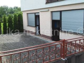 Samostojeća kuća, Prodaja, Karlovac, Švarča