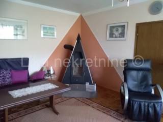 Samostojeća kuća, Prodaja, Karlovac, Švarča